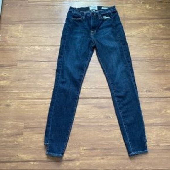 Frame Le High Skinny Side Step in Harway Jean 25 - Picture 3 of 13